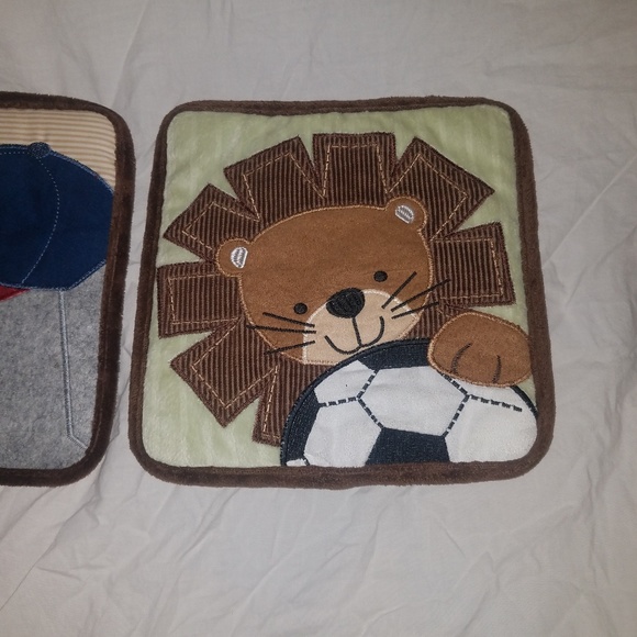 2 Lambs & Ivy wall decorations - Picture 5 of 5